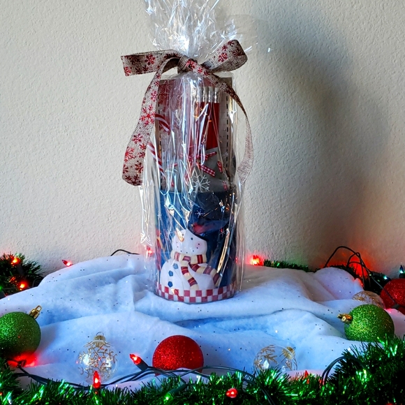 Michaels Other - HOLIDAY Snowman Tin Gift Basket Set Christmas